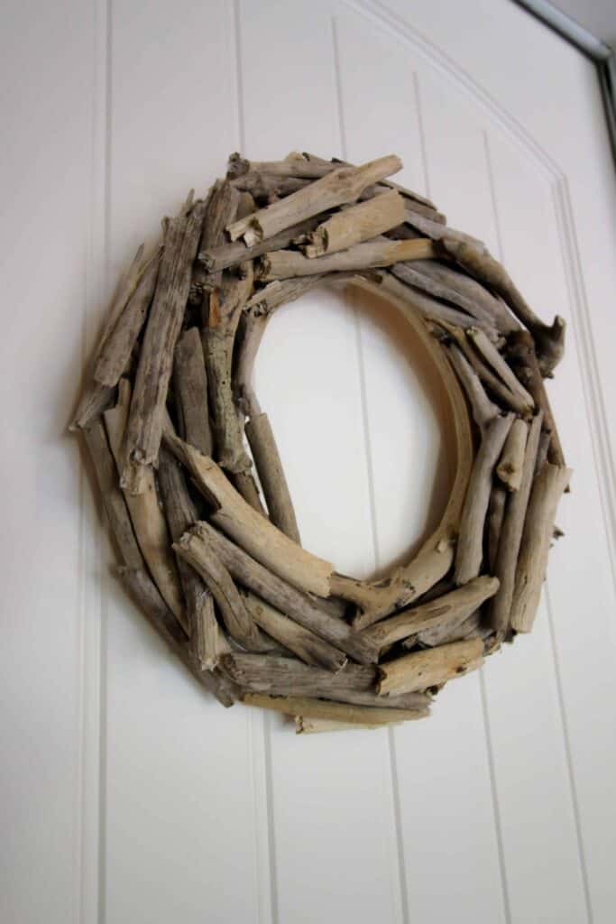 25 DIY Fall Wreath Tutorials to Embellish Your Front Door
