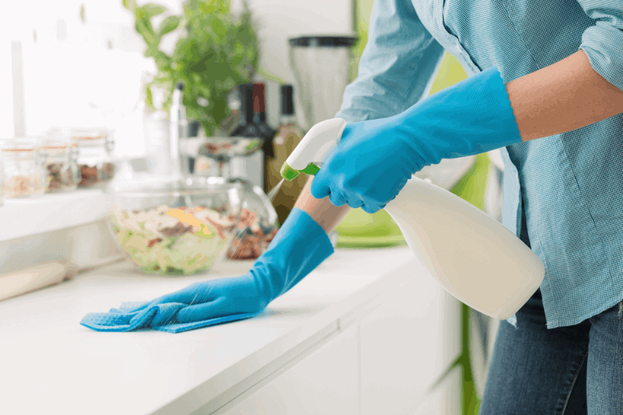 The dirtiest places in your home...and how to clean them! These are the items with the most germs that we often forget about. But they’re the spots you absolutely have to clean!