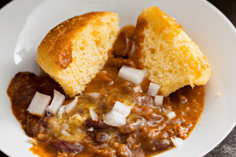 What to Eat with Cornbread 39 Delicious Pairings That'll Take it Up a