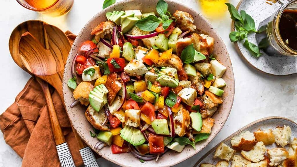 21 Quick & Easy Vegetarian Summer Dinners (healthy ideas for hot days!)