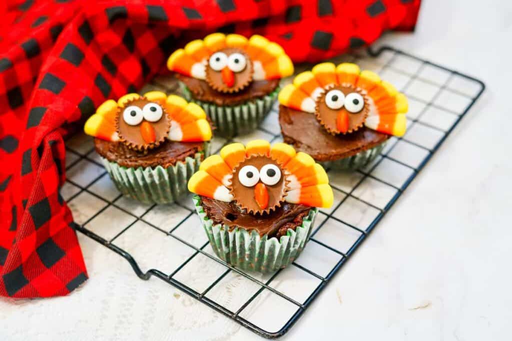 40 Fun Chocolate Thanksgiving Desserts to Sweeten Your Holiday
