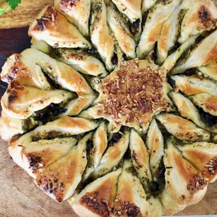 Image for Twisted Pesto Pull-Apart Star