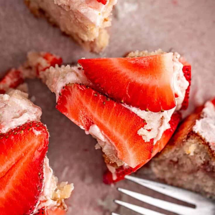 Image for Mini Strawberry Cake for Two