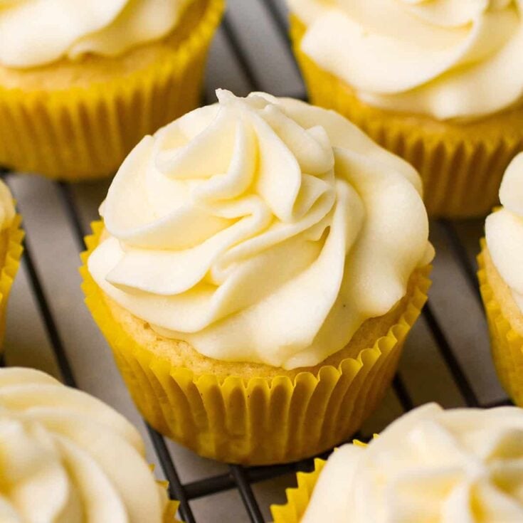 Image for Lemon Vanilla Cupcakes