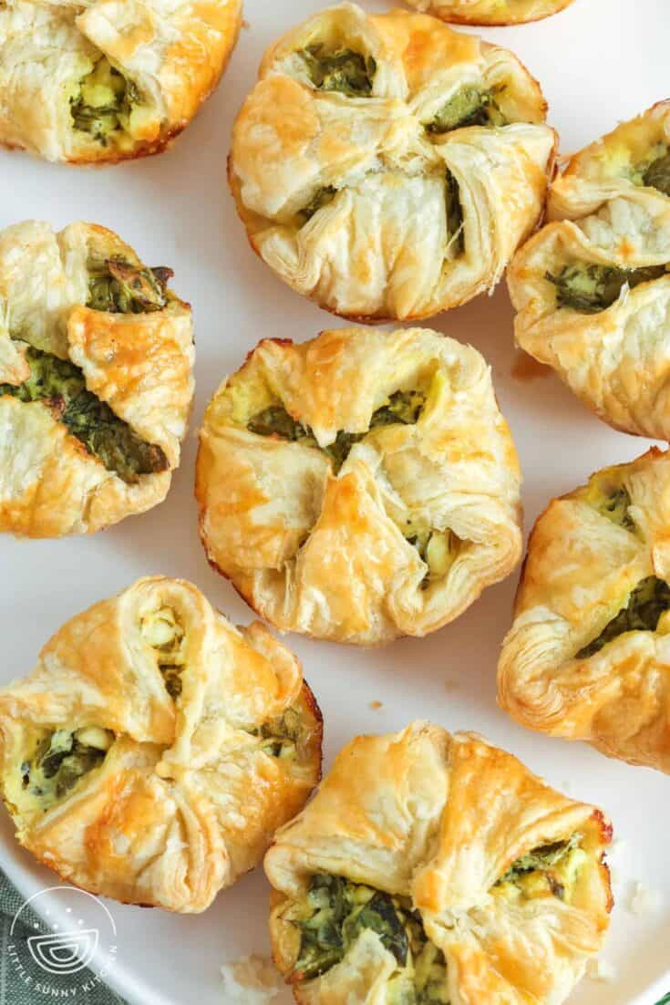 Image for Easy Classic Spinach Puffs