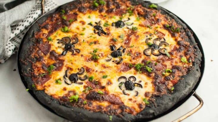 Image for Spider Halloween Pizza with Black Crust