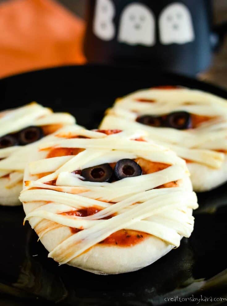 Image for Mini Mummy Pizzas