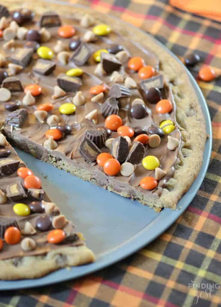 Image for Peanut Butter Chocolate Chip Cookie Pizza