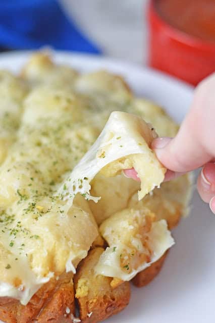 Image for HotCheesy Garlic Monkey Bread