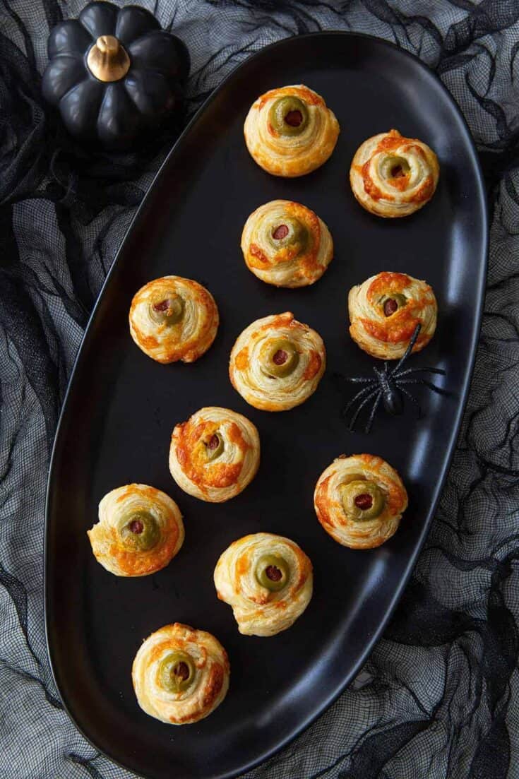 Image for Spooky Eyeball Olive Puffs 